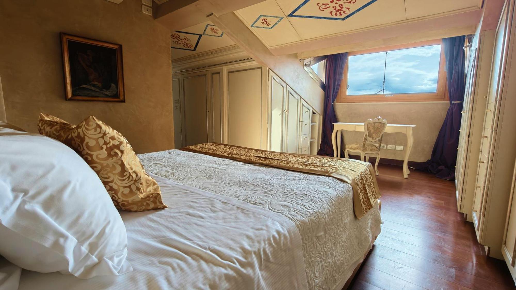 Opera Luxury Apartment Verona Exterior foto