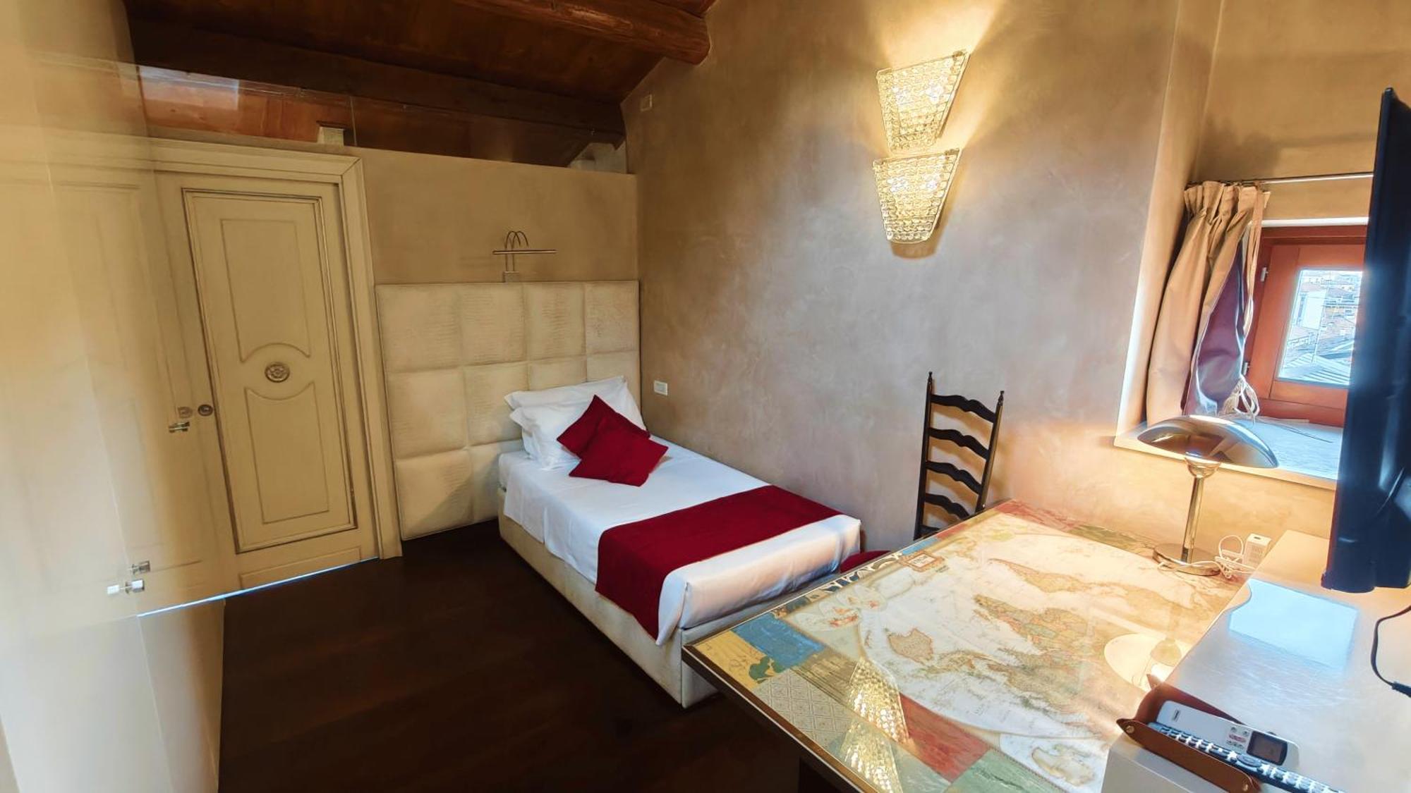 Opera Luxury Apartment Verona Exterior foto